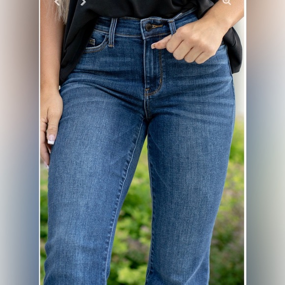 NWT JUDY BLUE Mid Rise Bootcut Dark Wash Non Distressed Jeans - Picture 4 of 15